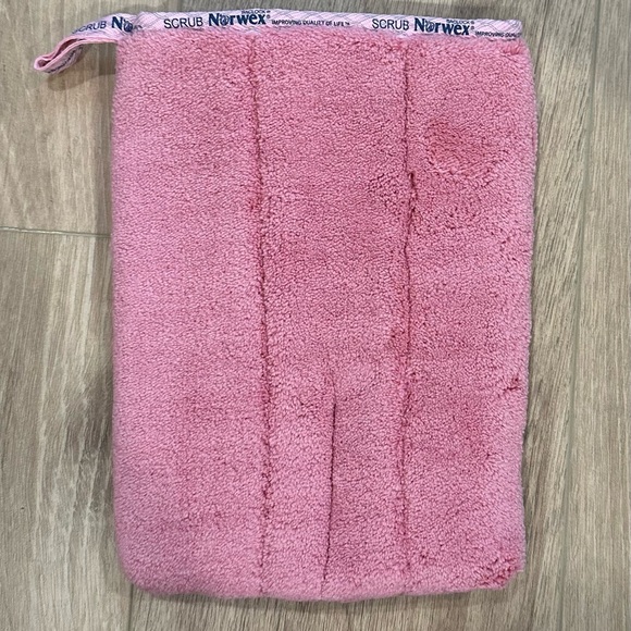 Norwex Other - Brand new Norwex pink bathroom scrub mitt